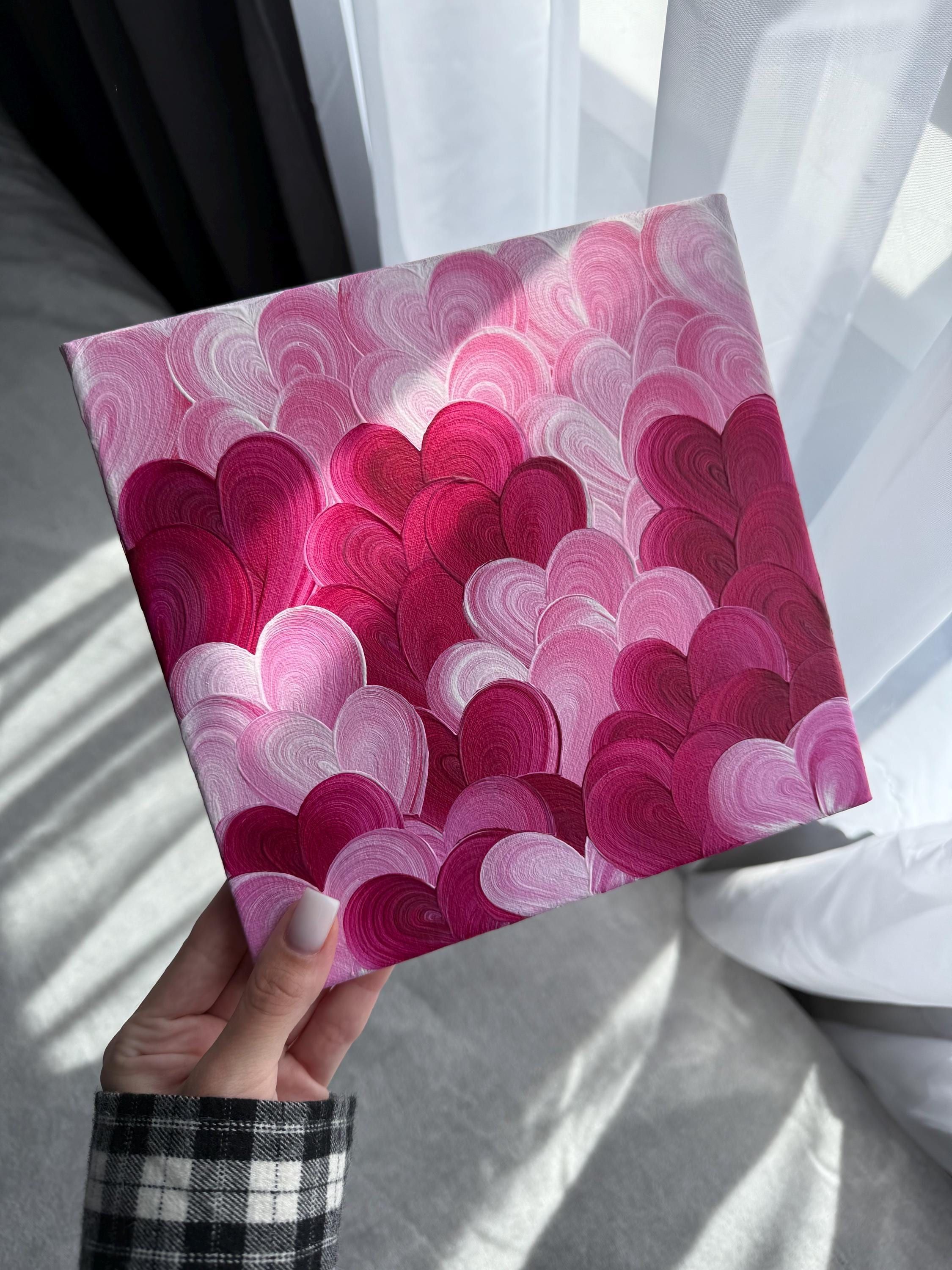 Elegant Pink Heart Pattern